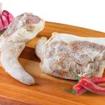 RABO SALGADO DE SUÍNO